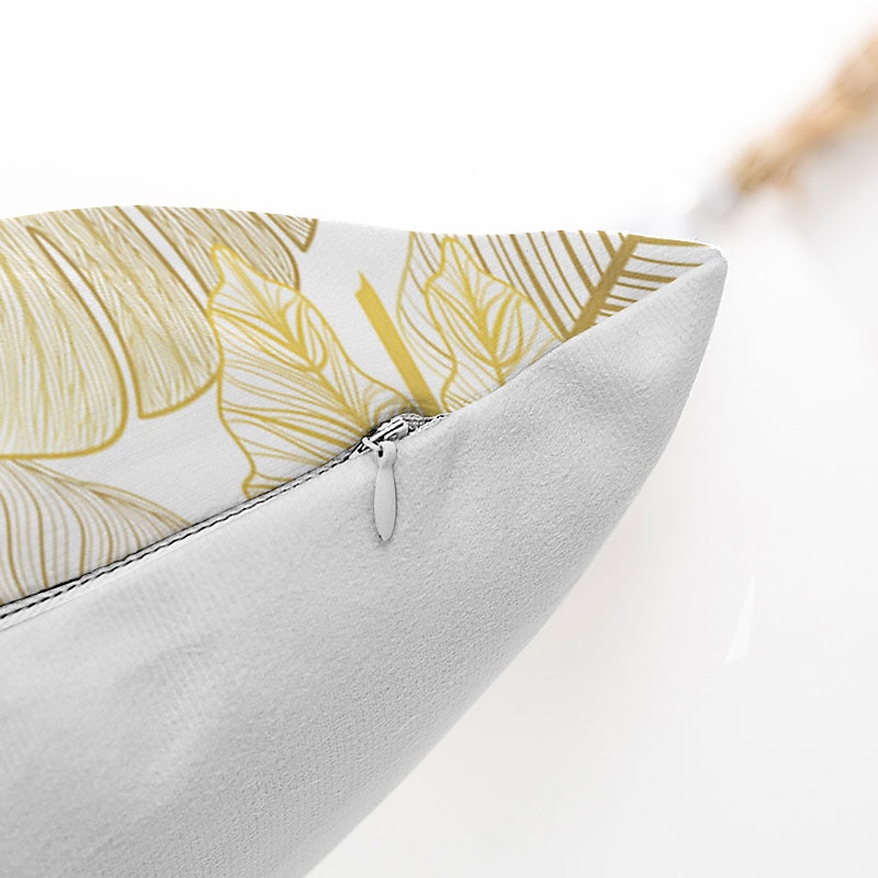 1 pcs Velvet Pillow Cover, Floral Floral&Plants Classic Pastoral Square Traditional Classic Outdoor Cushion for Sofa Couch Bed Chair Golden3