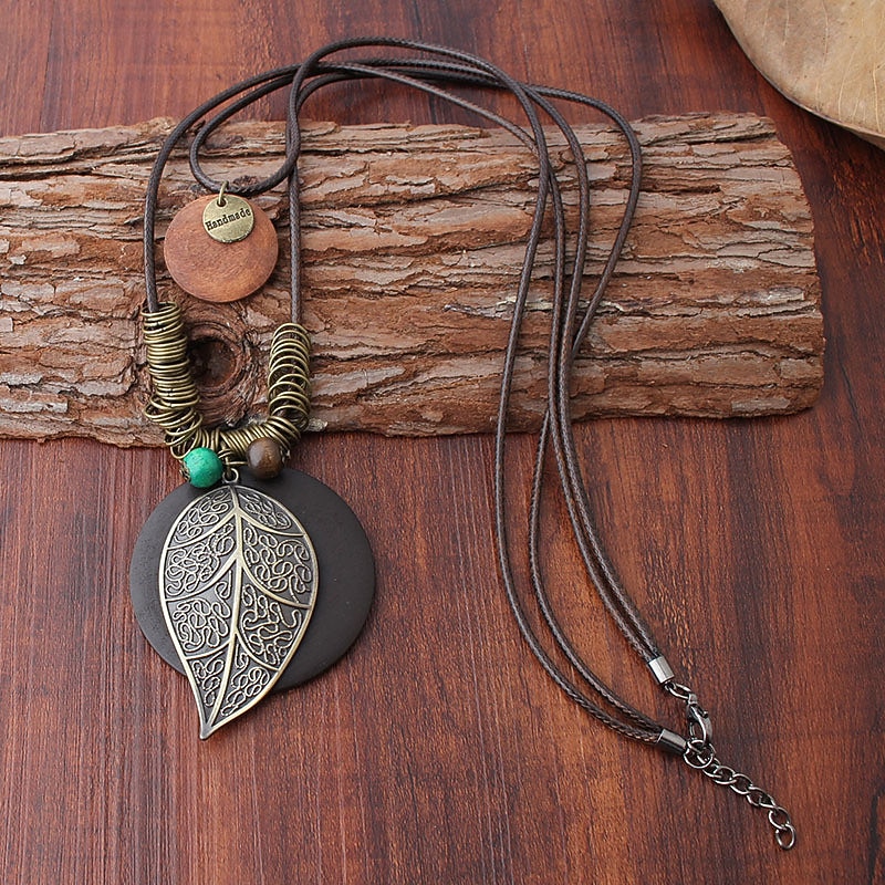 Women's necklace Vintage Outdoor Leaf Necklaces2