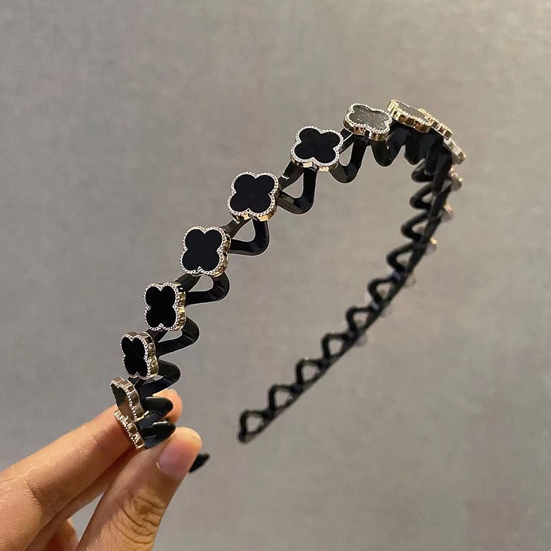 1 Pc Fashion Thin Headbands with Teeth Rhinestone Comb Headband Flower Wave Rhinestone Headbands Hair Clip Plastic Tooth Comb Headbands and Hair Bun Holders  Wavy Hairbands3