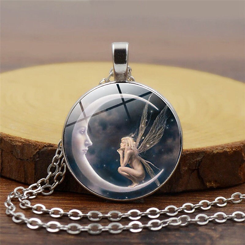 Women's necklace Fashion Street Moon Necklaces