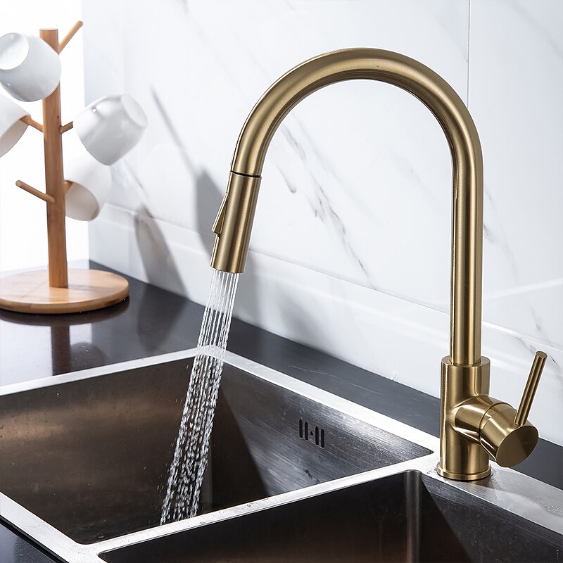 Kitchen Faucet with Pull-out Spray,Single Handle One Hole 2-modes Brass Kitchen Taps3