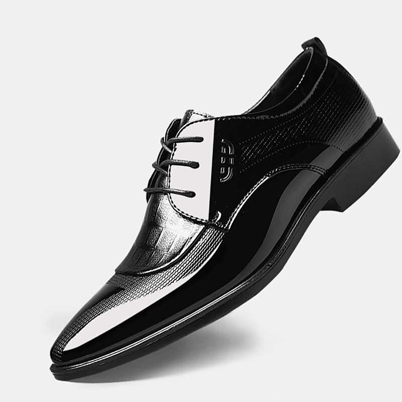 Men's Black Patent Leather Oxford Shoes with Lace-Up Design for Formal Occasions