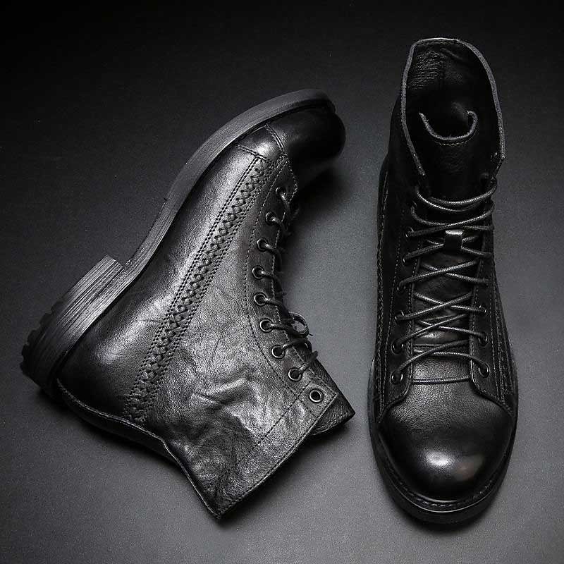 Men's Black Faux Leather Lace-Up Combat Boots with Brogue Detailing, Vintage Style Motorcycle Boots for Rugged Outdoor and Casual Wear3