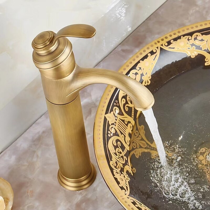 Bathroom Sink Faucet,Antique Brass Traditional Style Single Handle One Hole Bath Taps with Hot and Cold Switch and Ceramic Valve3