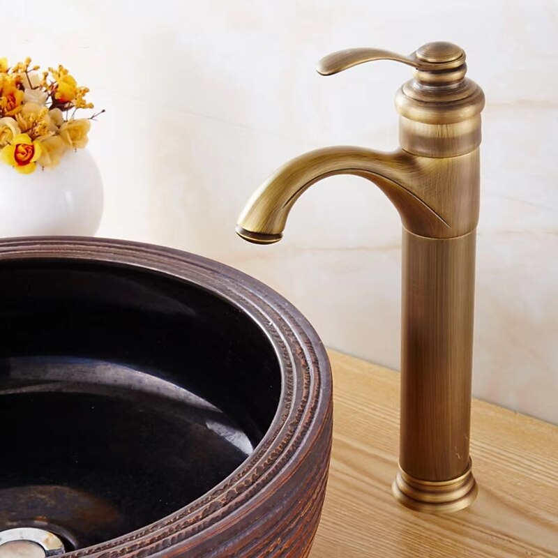 Bathroom Sink Faucet,Antique Brass Traditional Style Single Handle One Hole Bath Taps with Hot and Cold Switch and Ceramic Valve4