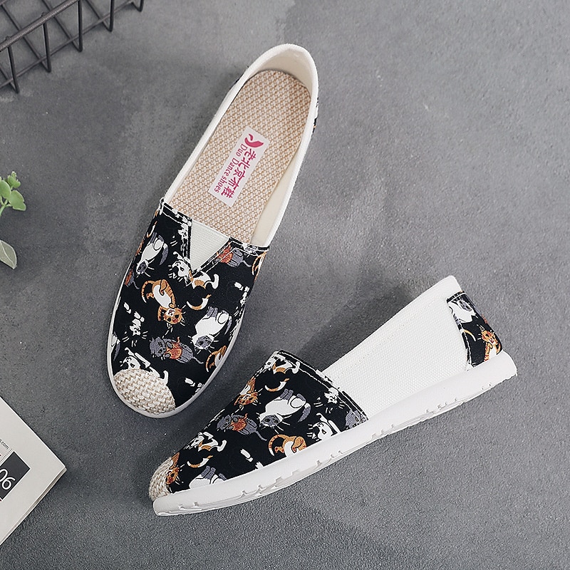 Women's Casual Canvas Slip-On Shoes – Cute Cat Print, Lightweight Flat Loafers for Daily Wear & Travel3