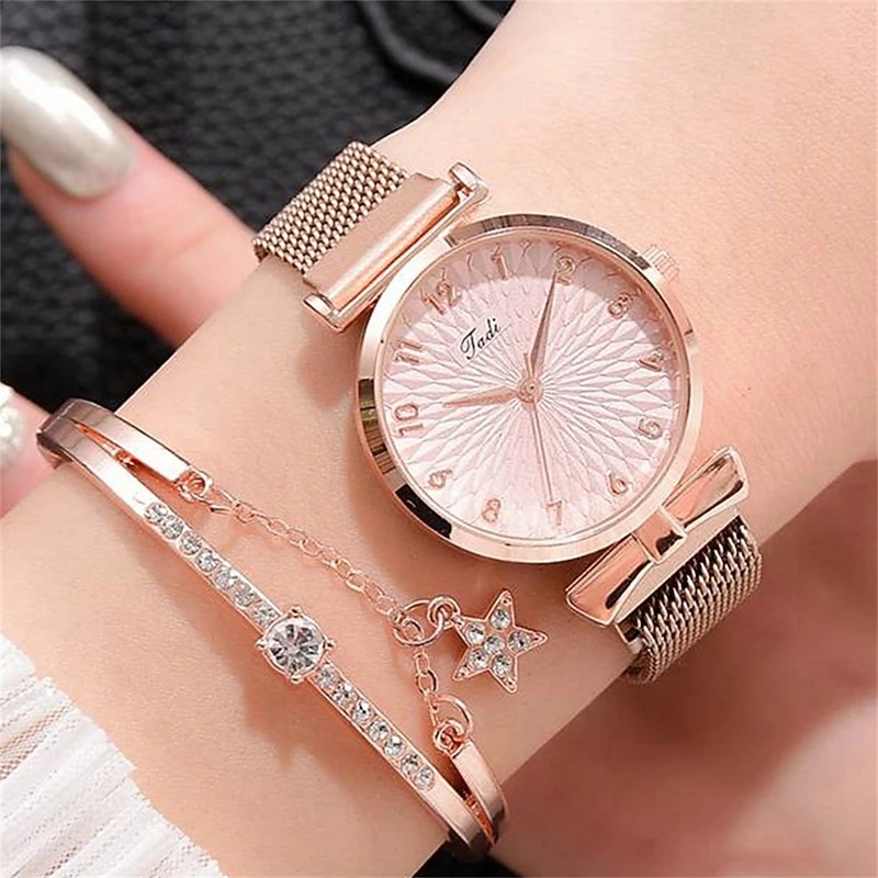 Luxury Crystal Women Bracelet Quartz Watches Fashion Diamond Ladies Quartz Watch Female Sports Dress Pink Dial Wrist Watch