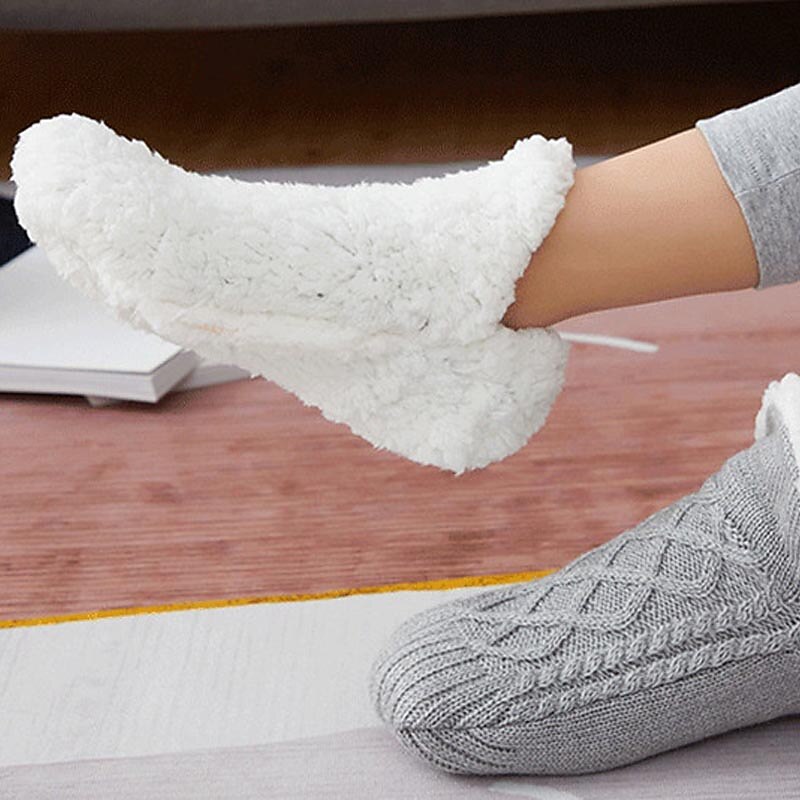 Women's 1 Pair Socks Slipper Socks Fashion Comfort Novelty Fleece Solid Colored Casual Daily Indoor Warm Winter Fall Black Blue Wine Home Outfits4