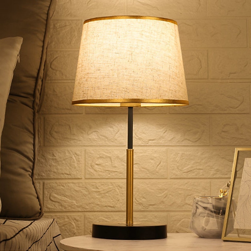 Bedside Table Lamp，Desk Lamps Modern Light Luxury Leather Table Lamp Hotel Bedroom Bedside Lamp American Decorative Table Lamps Nightstand Lamp Bedroom2