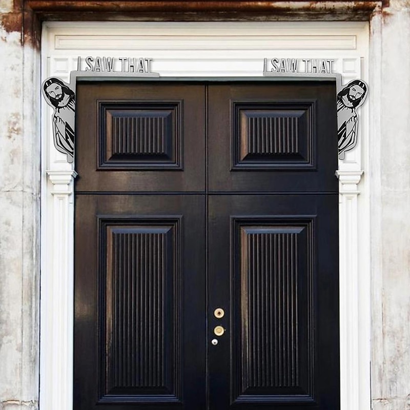 Left Right Wooden Door I Saw That Jesus Head Funny Home Decor Frame Ornament  Door Frame Decoration2