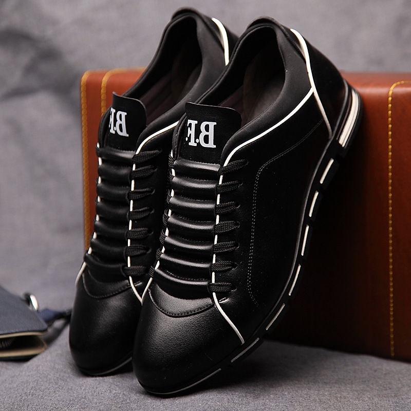 Men's Black Faux Leather Casual Sneakers with Contrast Stitching – Comfortable and Stylish Lace-Up Shoes for Daily Wear