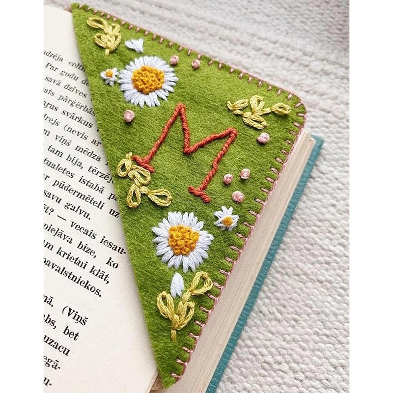 Personalized Hand Embroidered Corner Bookmark, 26 Letters Cute Flower Letter Embroidery Bookmarks, Felt Triangle Page Corner Handmade Bookmark, Felt Triangle Bookmark, Bookmarks for Book Lovers 7