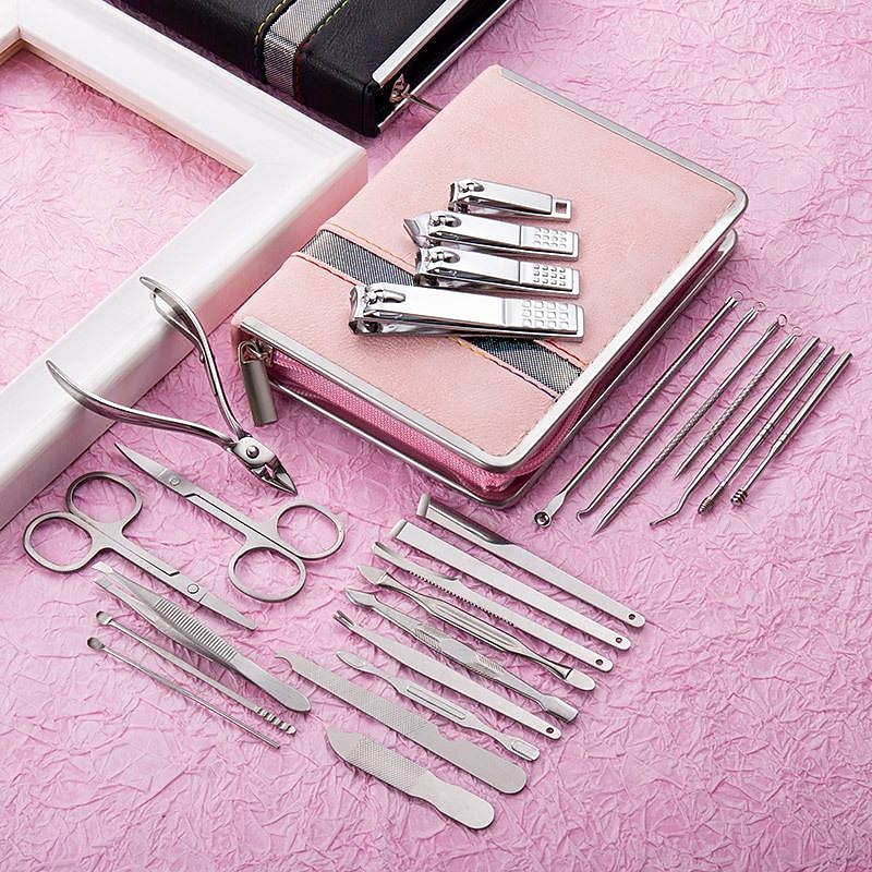26Pcs Stainless Steel Nail Clipper Cutter Trimmer Earpick Grooming Kit Manicure Pedicure Scissor Tweezer Nail Tools Set4