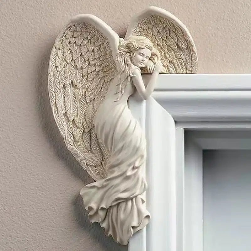Door Frame Angel Decor Statues Ornaments with Heart-Shaped Wings Sculpture Angel in Your Corner Resin Wall Sculpture Crafts for Home Living Room Bedroom Decoration2