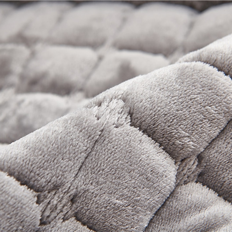 Plush Recliner Covers Velvet Recliner Sofa Cover 1 Seater Armchair Slipcover Slip Resistant Recliner Sofa Slipcover Seat Furniture Protector Anti-Slip Couch Covers for Dogs Cats Kids2