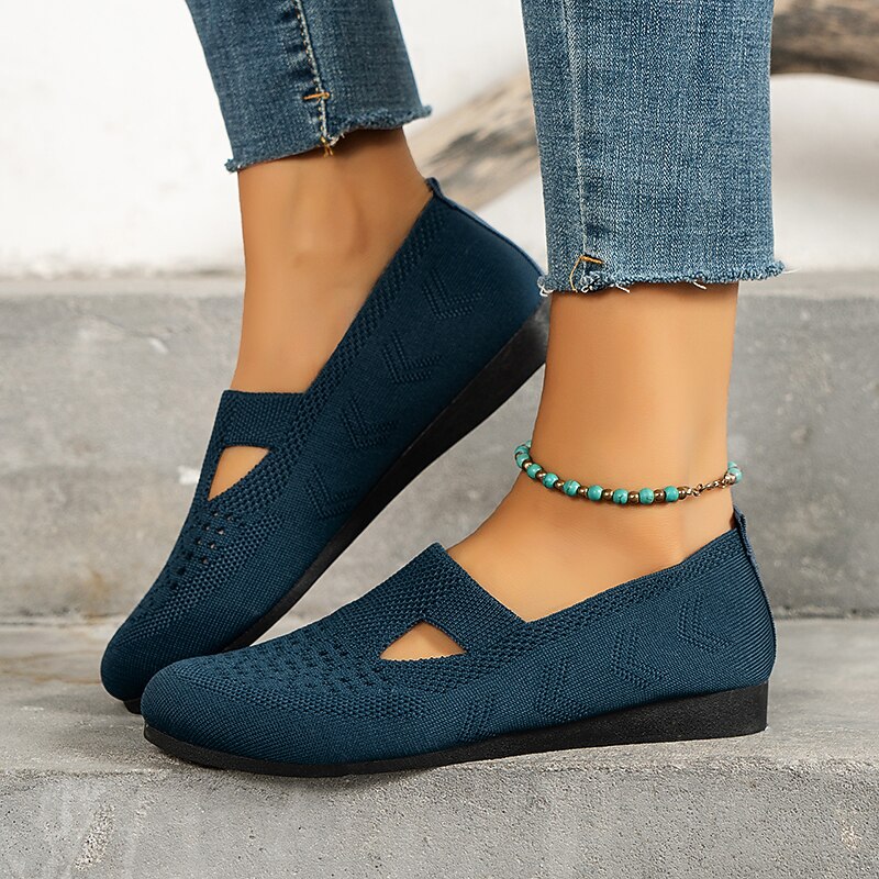 Women's Knit Slip-On Flats - Breathable Comfort Shoes for Casual and Everyday Wear3