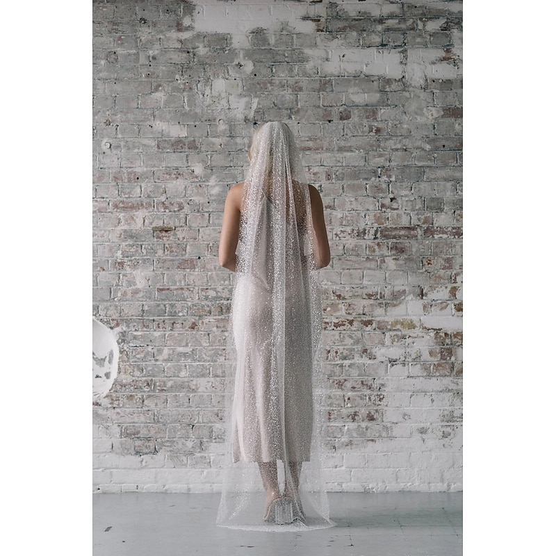One-tier Simple / Sparkle & Shine Wedding Veil Chapel Veils with Sequin 78.74 in (200cm) Tulle dress to impress2