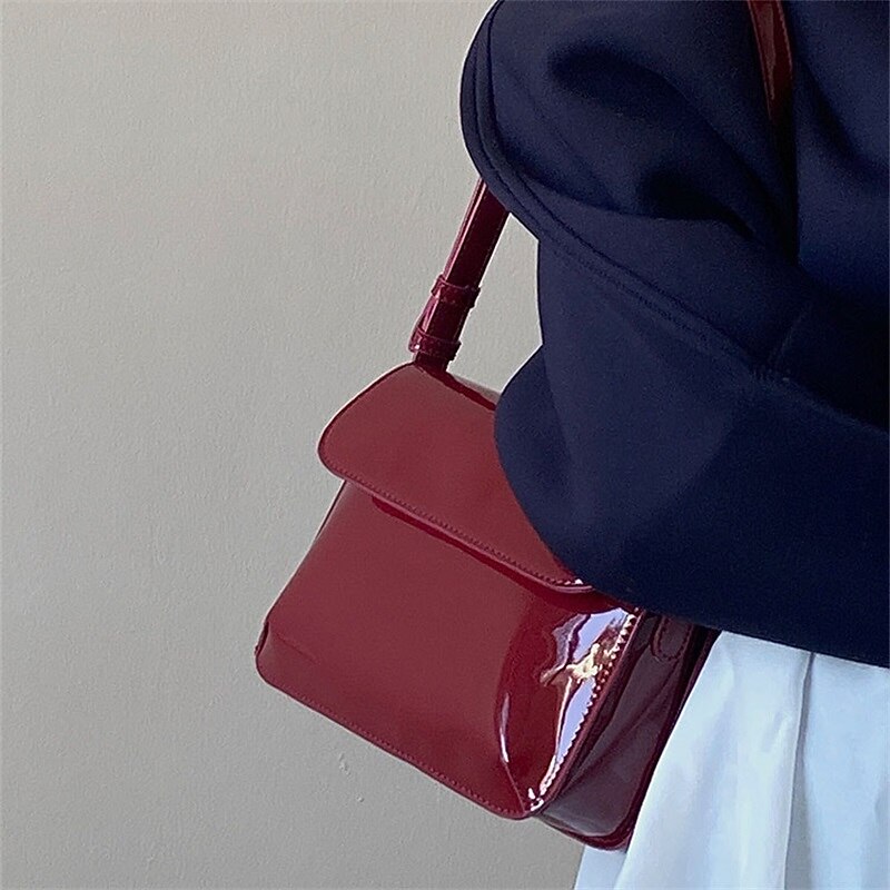 Women's Burgundy Patent Leather Crossbody Bag, Chic Small Adjustable Shoulder Bag for Stylish Versatile Use2