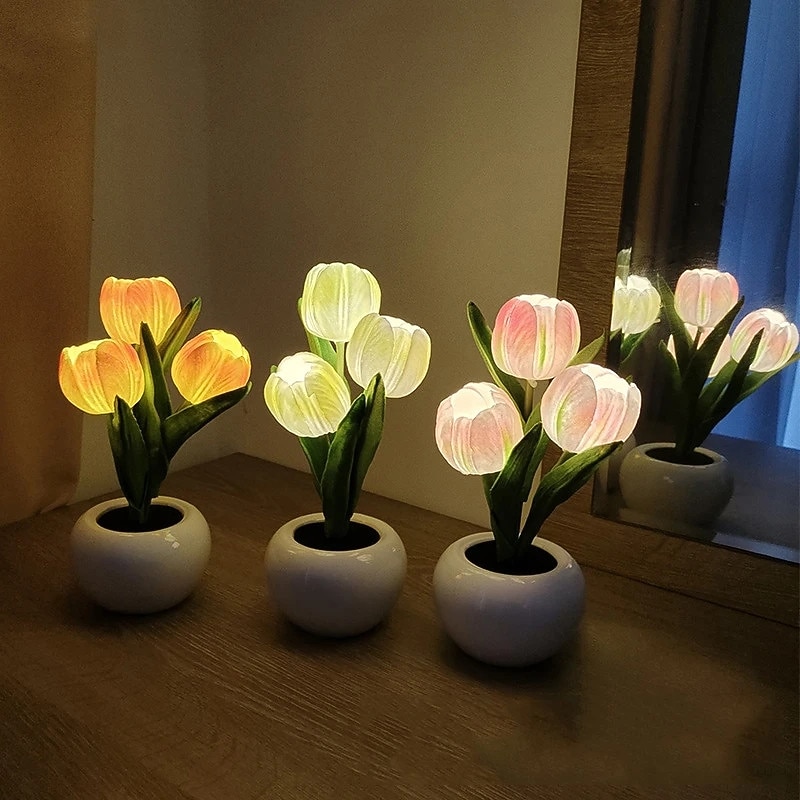 LED Tulip Night Light Table Lights Simulation Flower with Vase Table Lamp Ornaments for Home Living Room Desktop Decor Table Night Lamps4