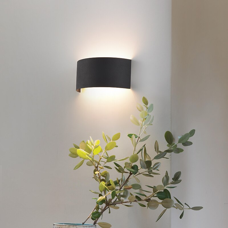 Lightinthebox LED Wall Sconce Gold Half-Cylinder Wall Light Fixture Postmodern 1 Light Metal Flush Wall Sconce Up and Down Wall Lights Copper Wall Lamps2