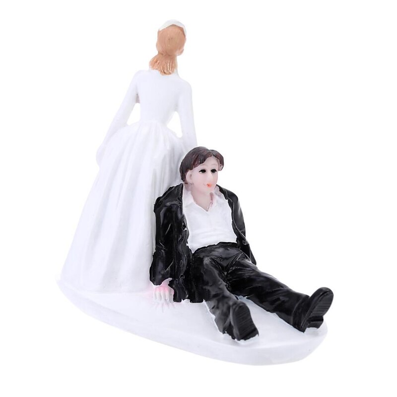 Valentine's Gift Wedding Resin Cake Topper Fashion Cake Topper Dolls Bride and Groom Resin Figurines Ornament Wedding Decor 13*10CM4