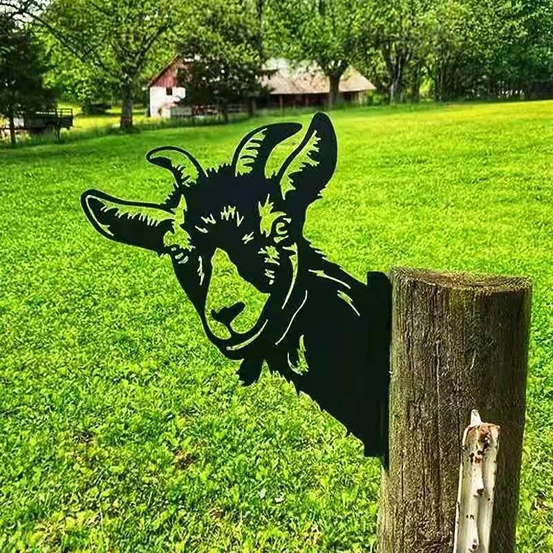 Animals Metal Garden Art Decor, Funny Peeping Cow Metal Wall Sculptures Weatherproof Wrought Iron Art Cow Sign Outdoor Garden Farmhouse Decor Cow Wall Decor4