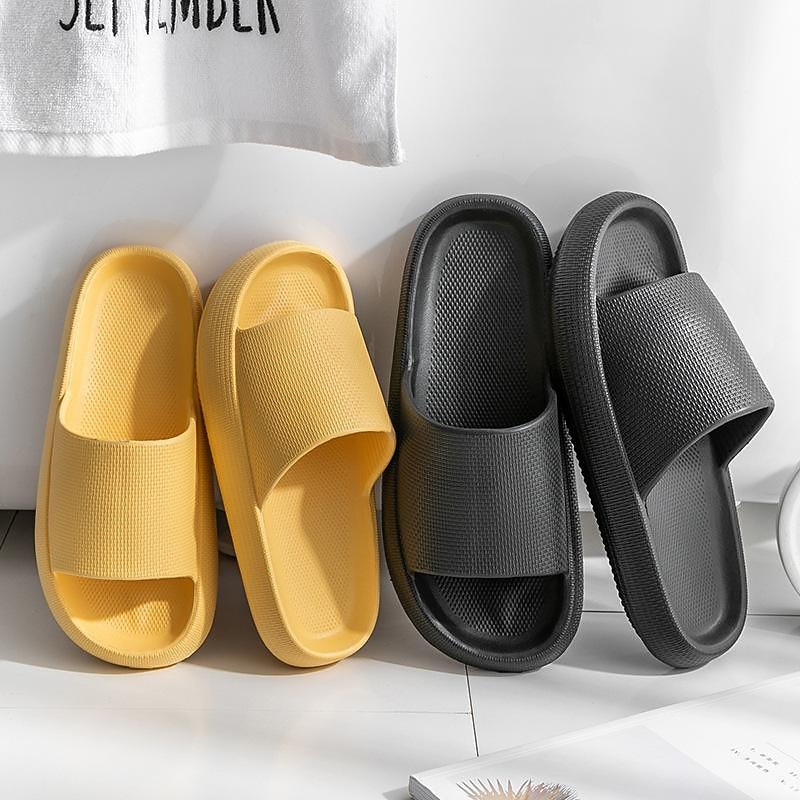 Summer Sandals And Slippers For Men And Women3