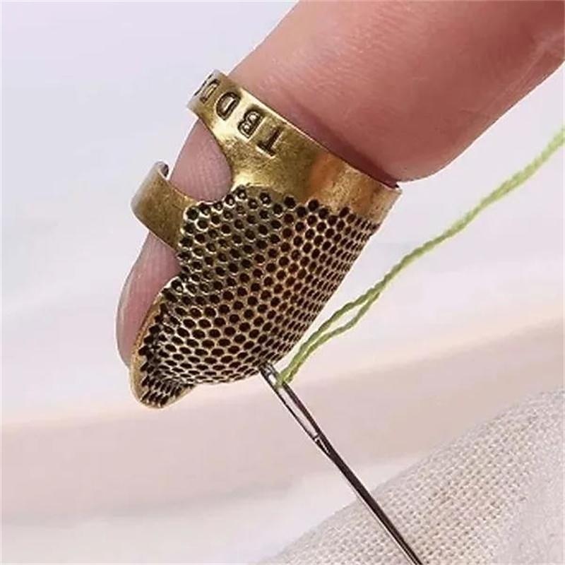 1pc Sewing Thimble Finger Protector, Adjustable Copper Thimble for Hand Sewing, Cross Stitch, Needlework, Thickened Finger Guard Tool