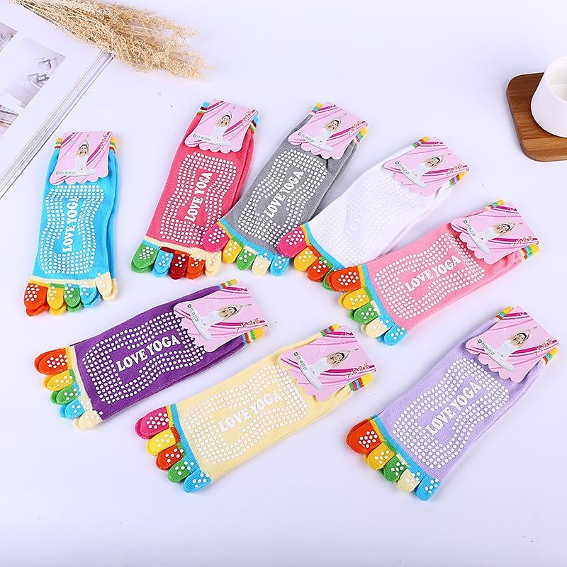 Yoga Five Finger Socks Women'S Pure Cotton Dispensing Non-Slip Socks Professional Indoor Sports Socks Yoga Women'S Socks Back To School College Student2