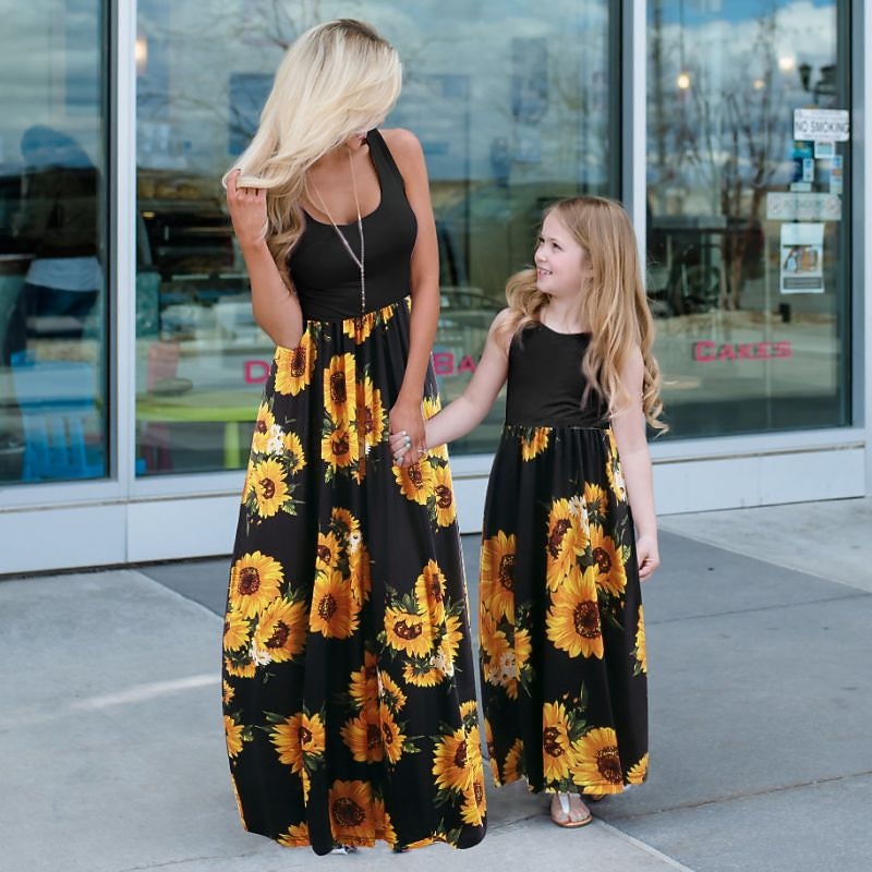 Mommy and Me Dresses Tie Dye Sunflower Casual Print Black White Sleeveless Midi Mommy And Me Outfits Active Matching Outfits2