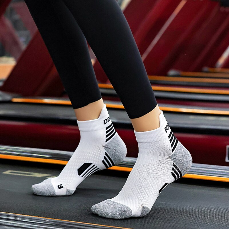 Men's 1 Pair Socks Crew Socks Anti-slip Socks Running Socks Black Navy Blue Color Stripes Spring, Fall, Winter, Summer4