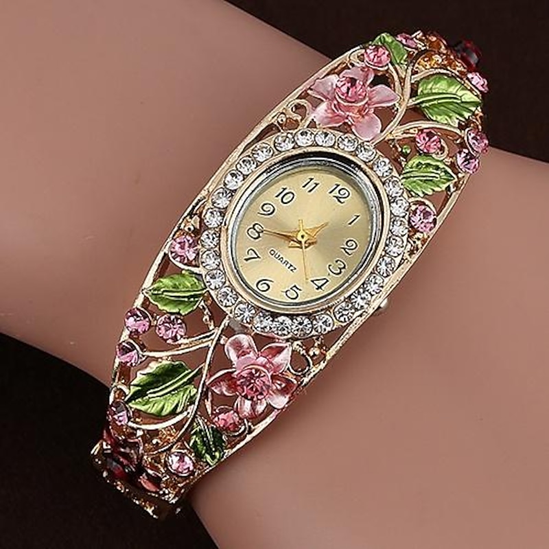 New Arrival Lady Womens Crystal Bracelet Dress Quartz Wrist Watch