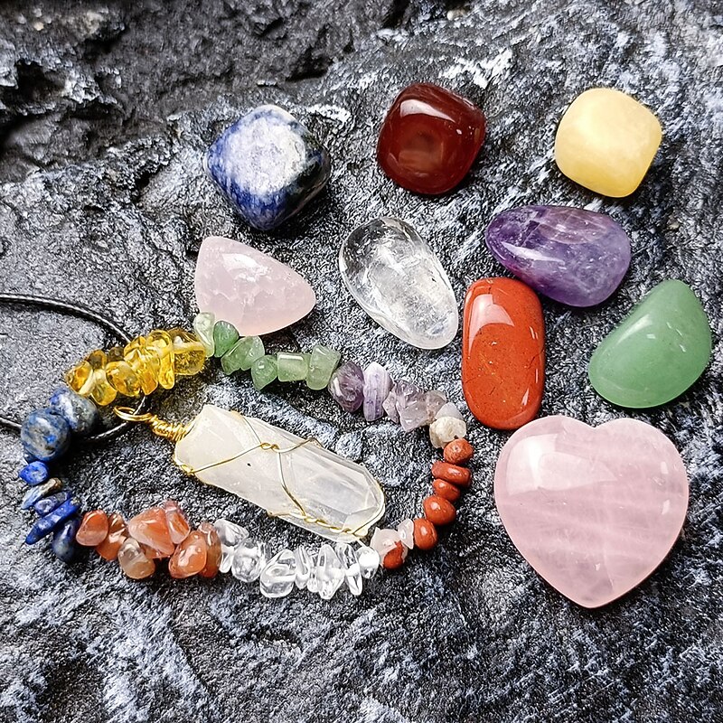 Healing Crystals，Natural Crystal Jade Seven Colored Stone Combination Set Pink Crystal Love Hexagonal Column Pendant With Multi Color Matching Gift BoxHealing Stone3