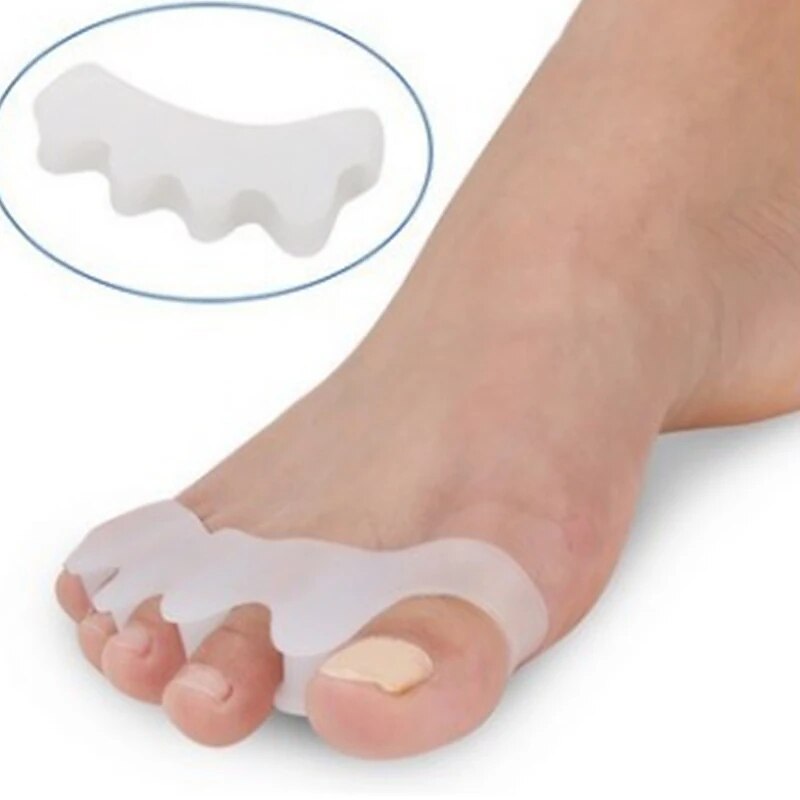2Pcs/pair Silicone Finger Toe Protector Toe Separators Stretchers Straightener Bunion Protector Pain Relief Foot Care2