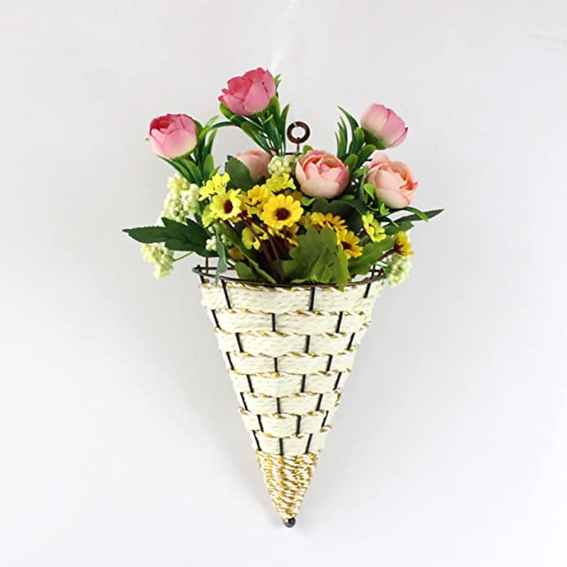 Mental Wall Art Artificial Vase Basket for Flower Arranging Triangle Wall Hanging Iron Rattan Wall Hanging Flower Holder Interior Decoration3