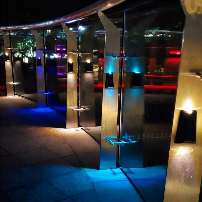 Outdoor Solar Garden Light RGB Color Changing IP65 Waterproof Wall Lamp Solar Lighting For Walkway Fence Stair Yard Decoration Lighting4