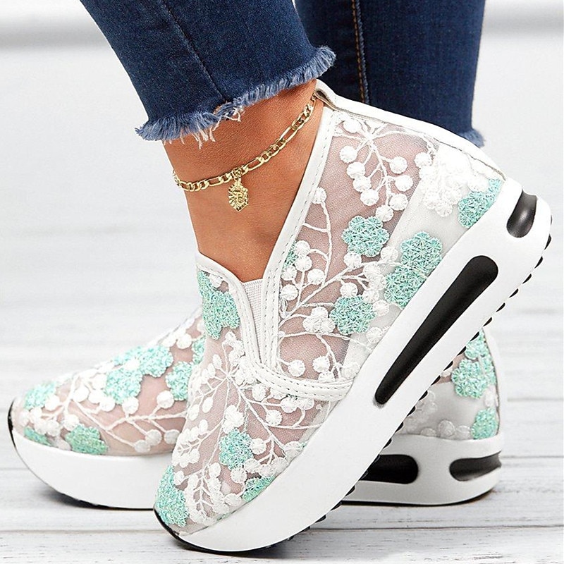 Elegant Floral Embroidered Women's Mesh Sneakers - Perfect for Casual Outings & Summer Events, Stylish Lace Detail, Breathable with Comfortable Wedge