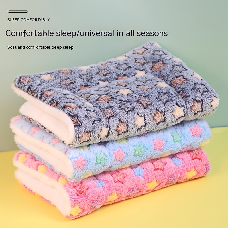 Soft Flannel Thickened Pet Soft Fleece Pad Pet Blanket Bed Mat For Dog Cat Sofa Cushion Bed for Cats Keep Warm Sleeping Cover