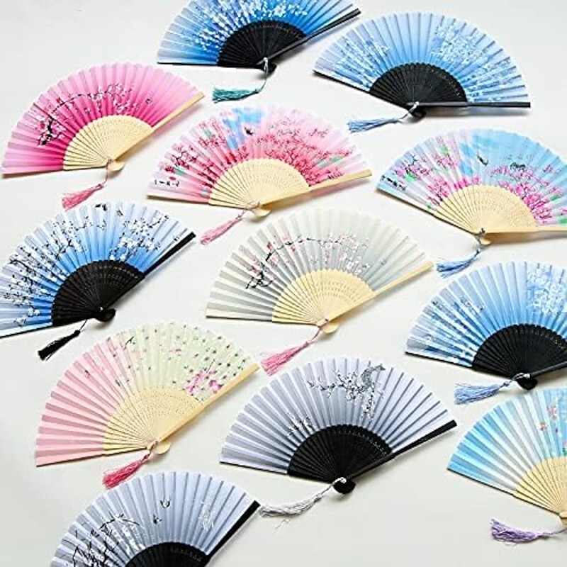 Folding Fans Vintage Style Silk Folding Fan Chinese Japanese Pattern Art Craft Gift Home Decoration Ornaments Dance Hand Fan 7 inches3