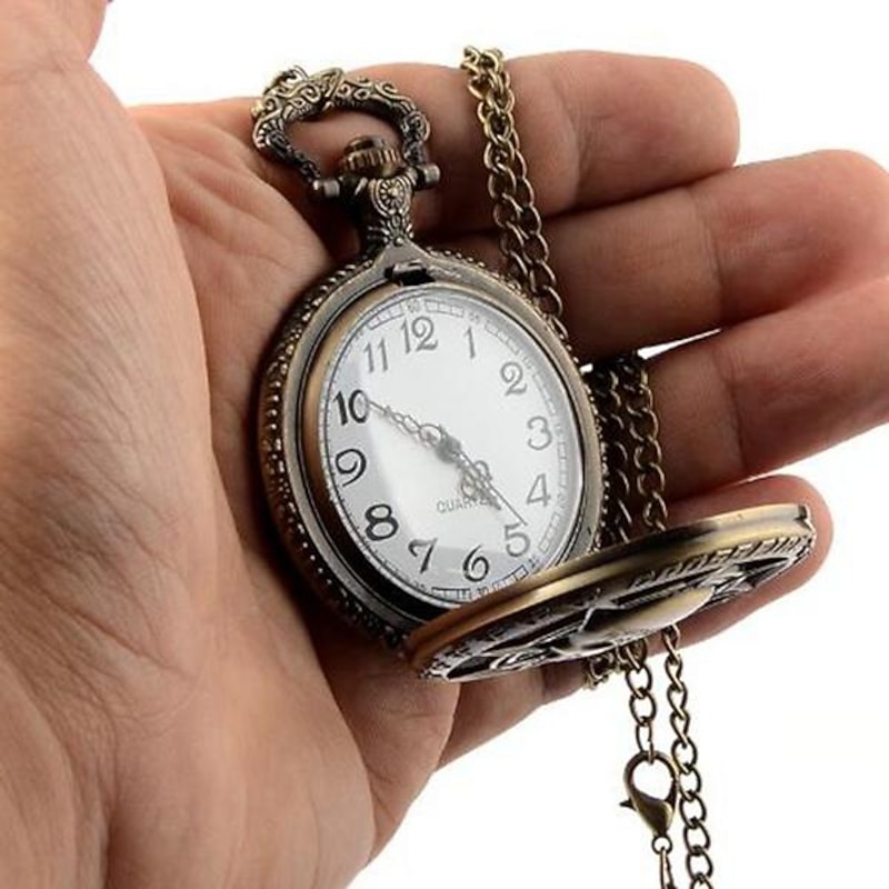 Vintage Bronze Steampunk Quartz Pocket Watch Hollow Carribean Pirate Skull Head Horror with Chain for Men Women Pendant necklace3