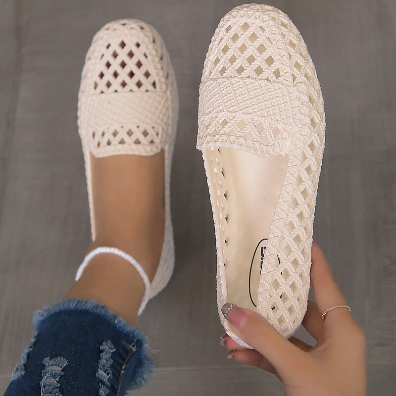 Women's Breathable Hollow-Out Slip-On Jelly Flats – Lightweight Casual Summer Shoes for Beach, Travel, and Daily Wear3
