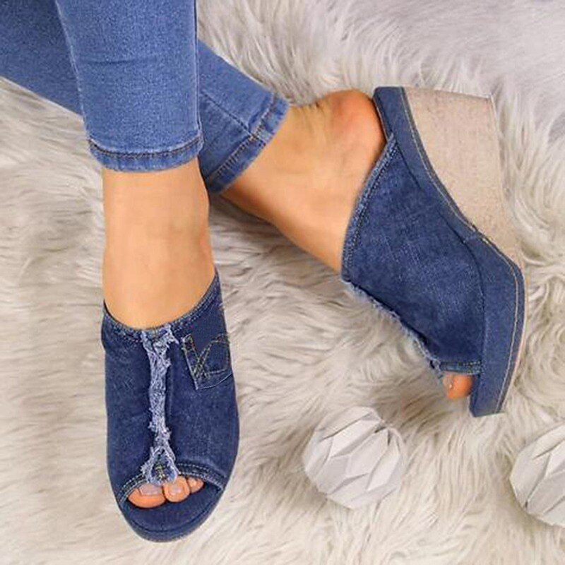Women's Denim Wedge Sandals – Open-Toe Design with Frayed Hem and Pocket Detail, Casual Slip-On Mules for Everyday Wear3