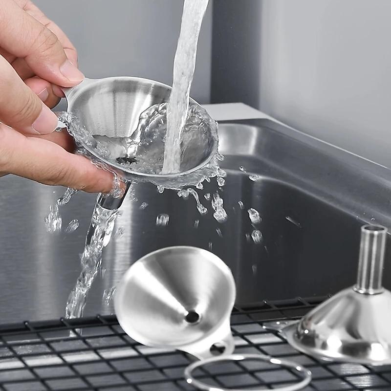 3/5pcs Stainless Steel Funnels For Kitchen Use, Large Tiny Small Funnel Set Of 3, Metal Cooking Powder Food Grade Flask Funnels For Filling Bottles Liquor Water Spice, 2pcs Cleaning Brushes4