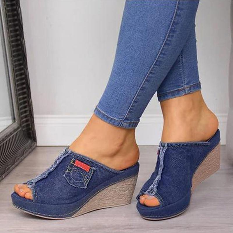 Women's Denim Wedge Sandals – Open-Toe Design with Frayed Hem and Pocket Detail, Casual Slip-On Mules for Everyday Wear