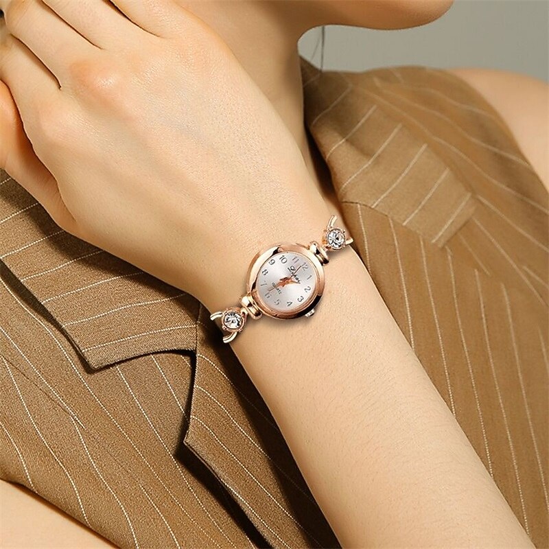Ladies Elegant Wrist Watches Women Bracelet Rhinestones Analog Quartz Watch Women's Crystal Small Dial Watch Reloj2