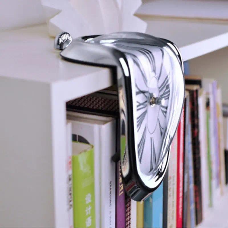 Surreal Melted Twisted Roman Numeral Wall Clocks Surrealism Style Clock Home Accessory Distorted Wall Watch Decor2