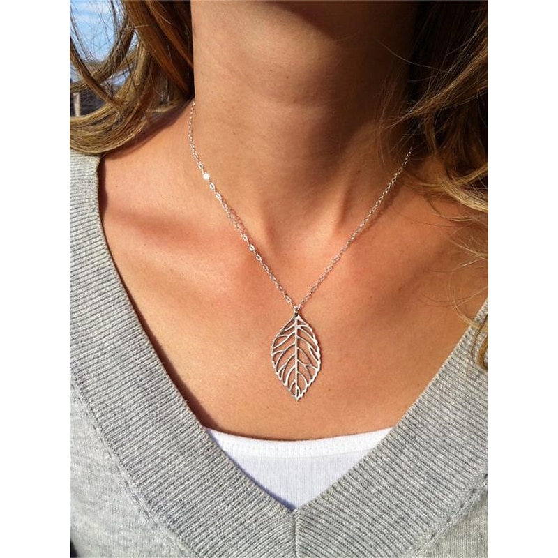 Women's Necklace 1PC Leaf Pendant Metal Alloy Long Necklace Chic Leaf Shaped Chain Jewelry Necklaces (Silver Gold, One Size)