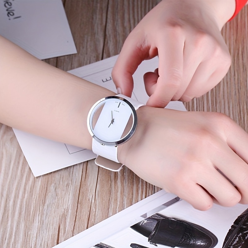 Round Pointer Quartz Watch Minimalist Clear Dial Novelty Wristwatch With Leather Watchband For Women Men4