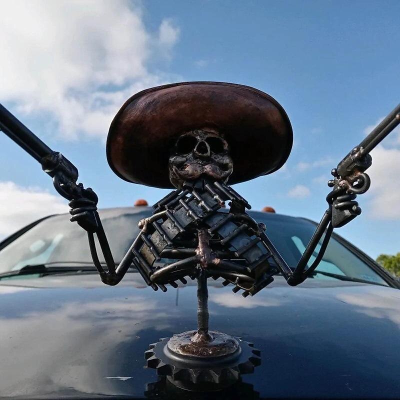 Halloween Cowboy Skull Gunslinger Hood Metal Skull Hood Ornament - Skeleton Statue Decor - Metal Skeleton Car Hood Ornaments Skeleton Statue Handmade Cast Cowboy For House Door2
