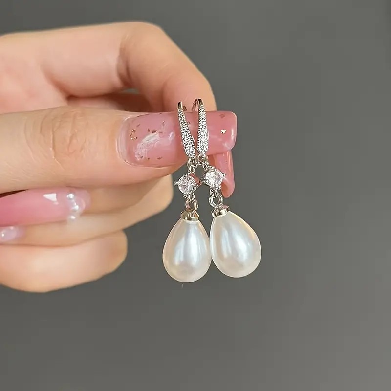Women's Pearl Drop Earrings Fine Jewelry Classic Precious Stylish Simple Earrings Jewelry White For Wedding Party 1 Pair3